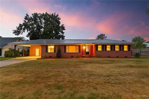 318 24th St E, Tuscaloosa, AL 35401