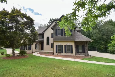 707 Saint Andrews Pkwy, Oneonta, AL 35121