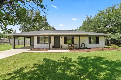 15392 Chaise Dr, Northport, AL 35475