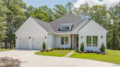 14817 Highpoint Cv, Northport, AL 35475