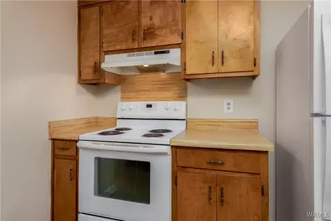 Kitchen - 106 Pecan St, Eutaw, AL 35462 photo 2 of 3