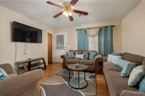 Living - 106 Pecan St, Eutaw, AL 35462 photo 2 of 2