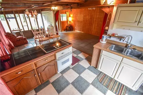 Kitchen - 23791 Highway 18 E, Berry, AL 35546 photo 6 of 6
