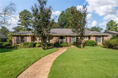 92 Arcadia Dr, Tuscaloosa, AL 35404