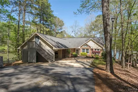 15335 Freemans Bend Rd, Northport, AL 35475