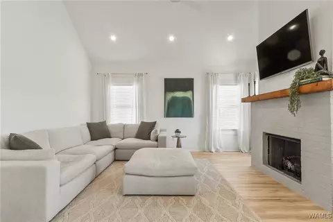 2317 Olympus Dr, Tuscaloosa, AL 35406