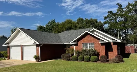 1321 Phillips Dr, Demopolis, AL 36732