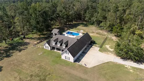 15959 Seminole Trl, Northport, AL 35475