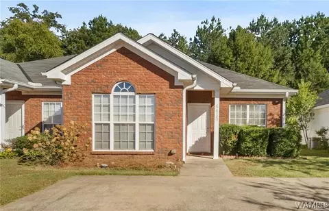 6415 Covington Villas Dr, Tuscaloosa, AL 35405