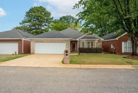 1618 Hamilton Ln, Tuscaloosa, AL 35404