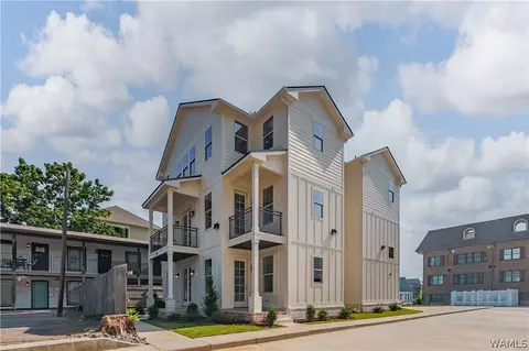 975 15th Ave #301, Tuscaloosa, AL 35401