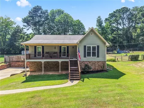6344 Spring Hollow Rd, Gardendale, AL 35071