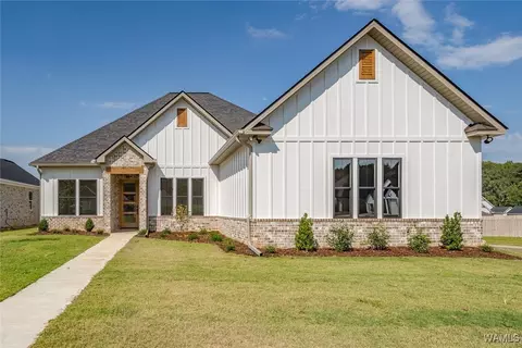 13954 Glen Park Ave, Northport, AL 35475