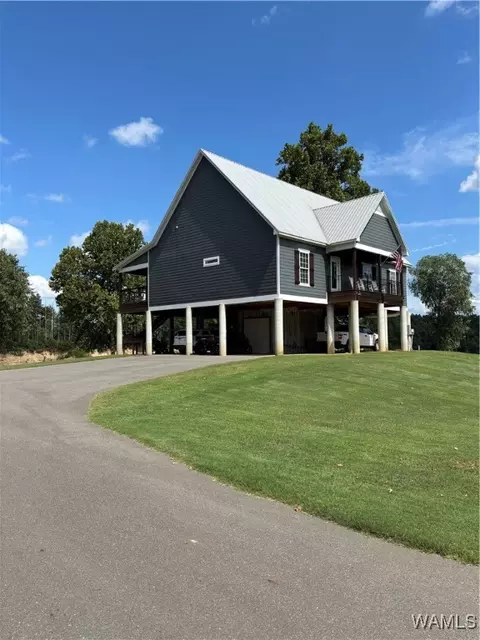 12615 Lackey Ln, Fosters, AL 35463