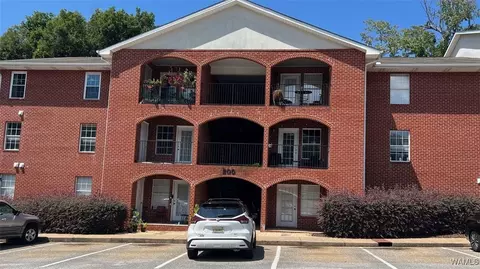 2515 Veterans Memorial Pkwy #203, Tuscaloosa, AL 35404
