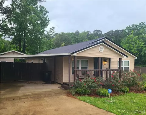 4517 5th St, Northport, AL 35476
