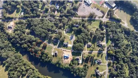 lot Apt 111 Cherokee Dr, Livingston, AL 35470