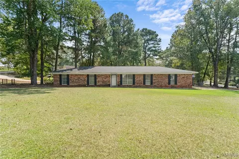 5205 Leland Dr, Northport, AL 35473