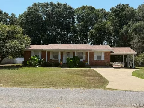 809 Cloverland Dr, Greensboro, AL 36744