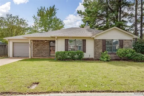 1037 Vineyards Dr, Tuscaloosa, AL 35406