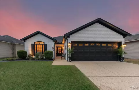 2214 44th Ave, Northport, AL 35476