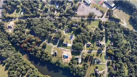 lot Apt 113 Cherokee Dr, Livingston, AL 35470
