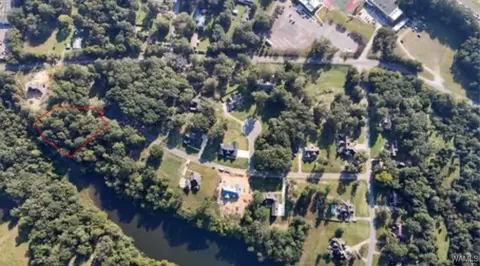 lot Apt 115 Cherokee Dr, Livingston, AL 35470
