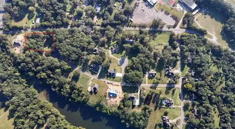 lot Apt 114 Cherokee Dr, Livingston, AL 35470