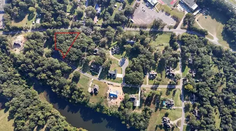 lot Apt 112 Cherokee Dr, Livingston, AL 35470