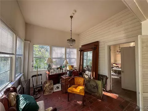 Exterior - 100 E Jackson St, Demopolis, AL 36732 photo 4 of 4