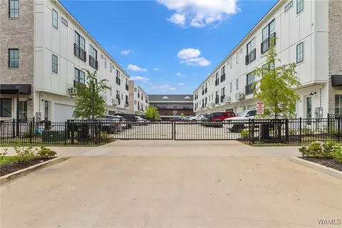 817 Gene Stallings Ave, Tuscaloosa, AL 35401