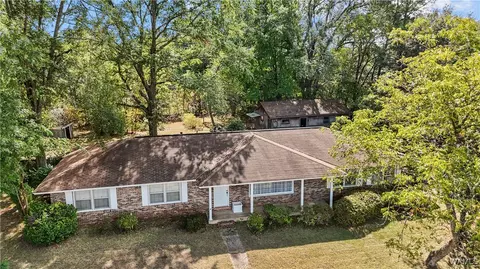 907 51st St E, Tuscaloosa, AL 35405