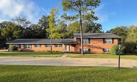 703 The Cv, Demopolis, AL 36732
