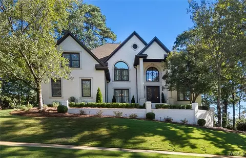 1911 Kingsgate Dr, Tuscaloosa, AL 35406