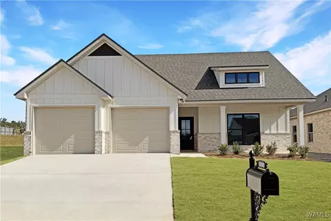 13767 Blackoak Dr, Northport, AL 35475