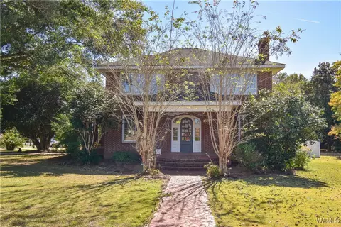 44 Railroad St, Berry, AL 35546