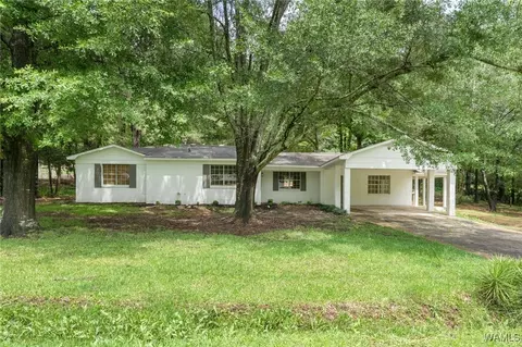 4205 Cloverdale Est, Northport, AL 35473