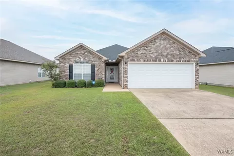 2108 Stardust Dr, Tuscaloosa, AL 35405