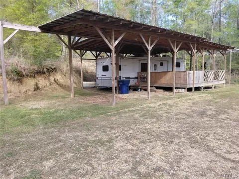 911 Southern Sportsman Rd, Livingston, AL 35470