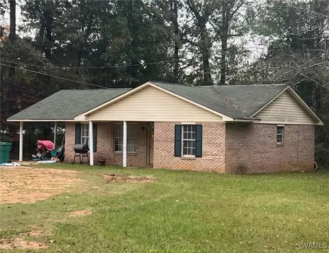 360 Cobb St, Millport, AL 35576