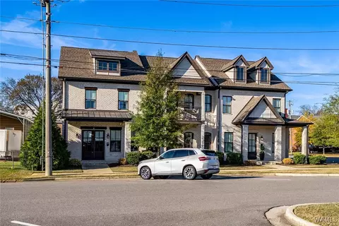 2204 12th St, Tuscaloosa, AL 35401