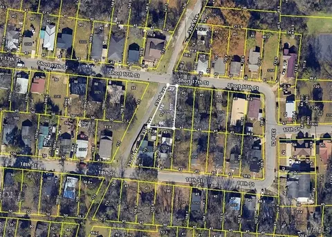 3299 Short 17th St, Tuscaloosa, AL 35401