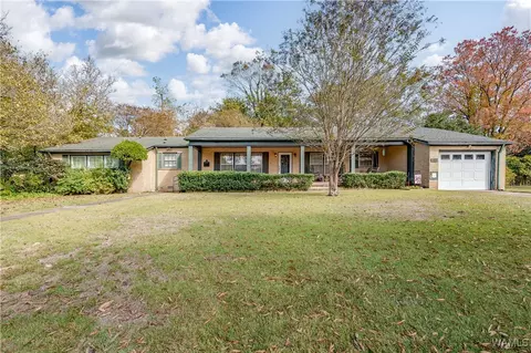 205 E Main St, Livingston, AL 35470