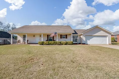 16275 Sand Creek Dr, Moundville, AL 35474