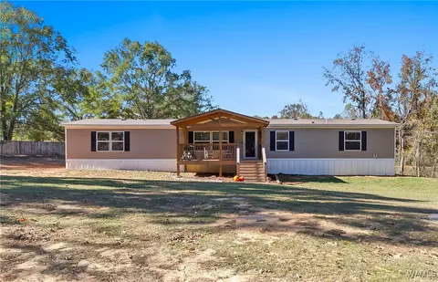 436 Dairy Farm Rd, Moundville, AL 35474