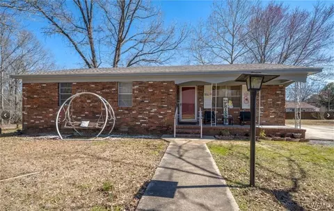 402 3rd Ave SE, Reform, AL 35481