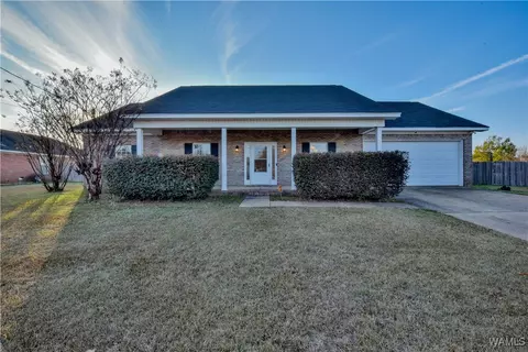 10202 Magnolia Ct, Tuscaloosa, AL 35405