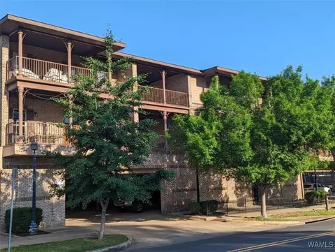 820 Frank Thomas Ave #201, Tuscaloosa, AL 35401
