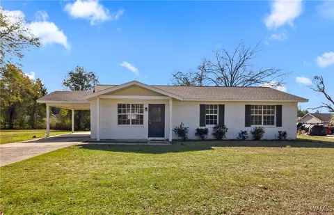 12568 County Line Rd, Moundville, AL 35474