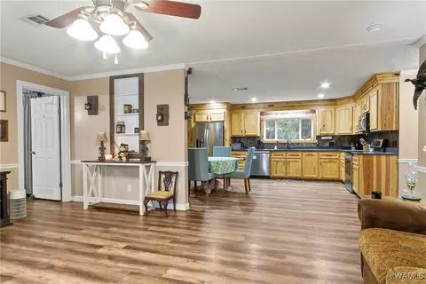 Entry Way - 18436 Romulus Rd, Ralph, AL 35480 photo 2 of 4
